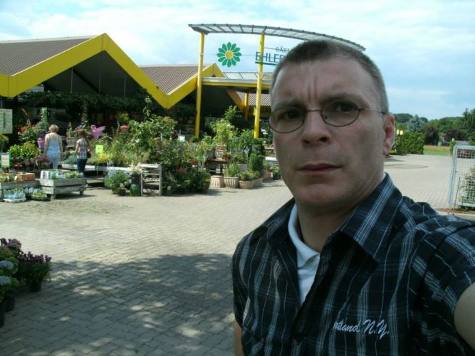 Callboy Janek erf&uuml;lle alle Wunsche f&uuml;r Damen gallery_1