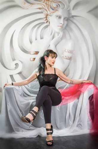 Mit einem l&auml;cheln im gesicht f&uuml;hre ich dich an die grenze zwischen lust und leidenschaft gallery_1