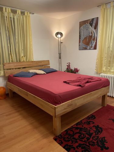 Für Privatwohnung: Nette Damen gesucht gallery_3