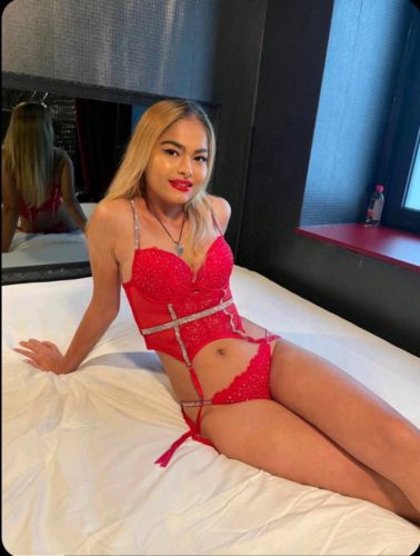 FEURIGE UND EXTRAHEISSE MÄDCHEN gallery_1