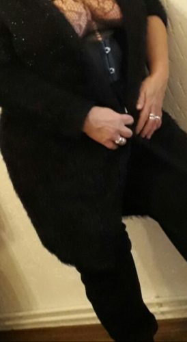 Vollbusige Sie 56j Bietet Sex und Erotik Massagen gallery_1