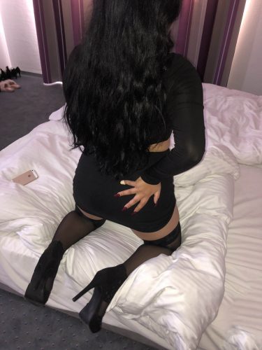 Zartes junges Escort Girl in Z&uuml;rich gallery_2