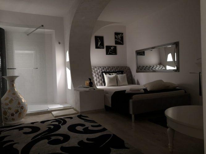 WELLNESS LOUNGE SUITE - Luxus Massage Salon gallery_1