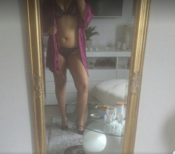 Amanda aus Stuttgart gallery_0