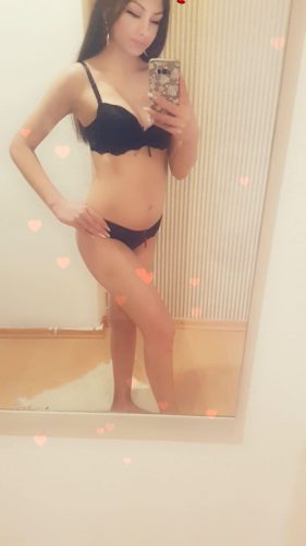 NEU - TeenyGirl mit super sexy Körper gallery_0