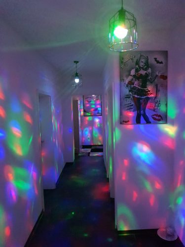 Wenn du mindestens 18 Jahre alt bist gallery_1