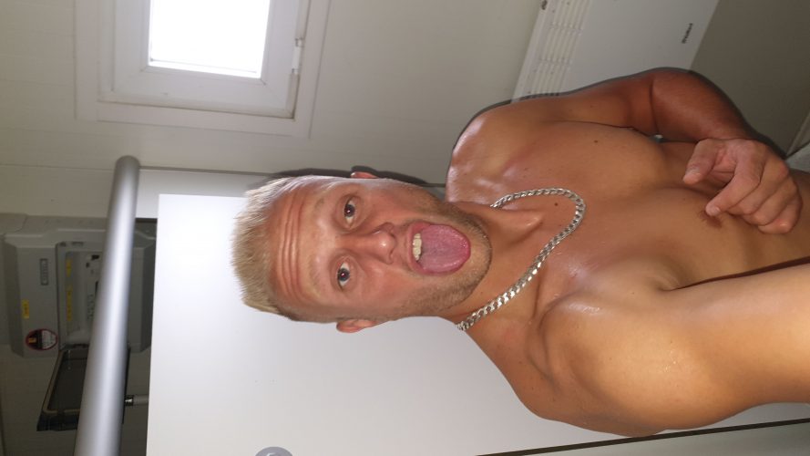 Er verw&ouml;hnt sie nach Strich und Faden! gallery_0