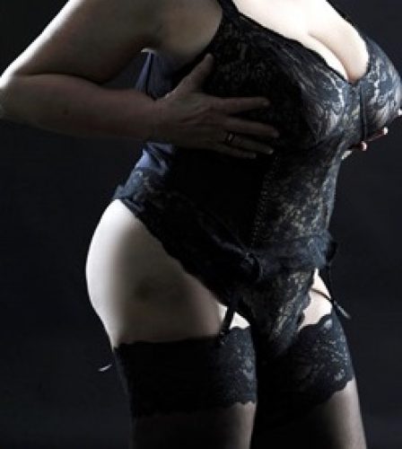 VANESSA XXXL Natur Busen mit Heissen Kurven Privat gallery_2