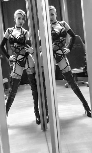 HOT HOT HOT . . . LIVE YOUR FETISH DREAMS !!! gallery_23