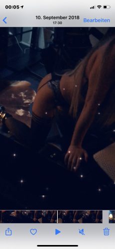 Hei&szlig;e Blondine f&uuml;r unvergessliche erotische Abenteuer gallery_3