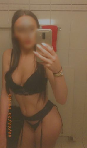 S&uuml;&szlig;es Teen Girl ganz versaut gallery_0