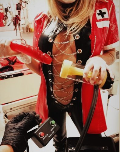 Lady Vivian - Bizarr Exzesse gallery_1