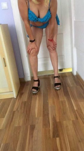 Victoria MILF OMA gallery_0
