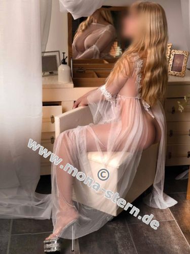 ...mit einem Service, den Dir nicht jede Frau bieten kann!!! gallery_1