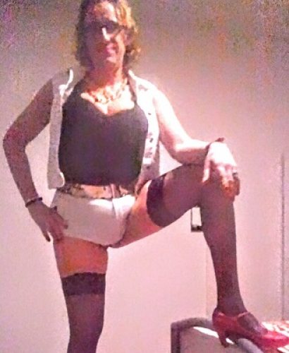 Versaute Sexdates mit Naturgeiler Trannystute in K&ouml;ln! gallery_10