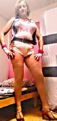 Versaute Sexdates mit Naturgeiler Trannystute in K&ouml;ln! gallery_14