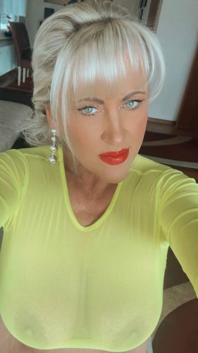 Geile Milf mit Stil &ndash; Erotische Momente, die bleiben gallery_9