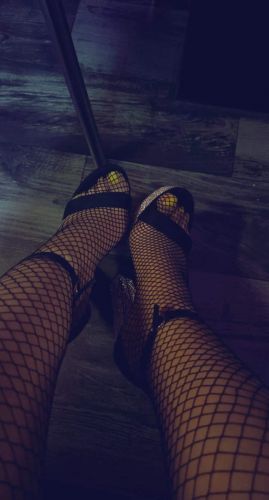 Mollige Blondine mega geile Busen gallery_1