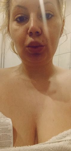 Mollige Blondine mega geile Busen gallery_4