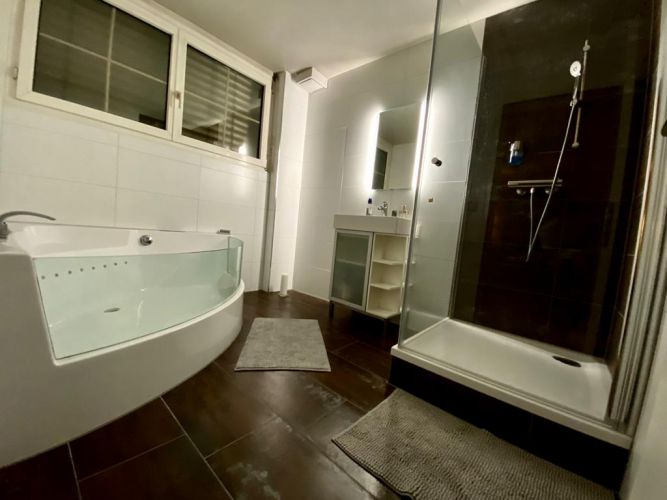 Wir suchen: Girls/Damen, Dominas, Sklavinnen / Switcherinnen gallery_3