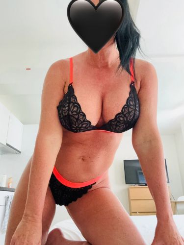 Private sinnliche Massagen, Enge Kreis 2 gallery_1