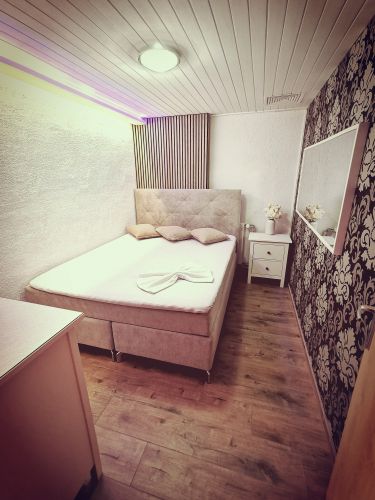 InTeRlAkEn's - most popular adress for renting rooms gallery_0