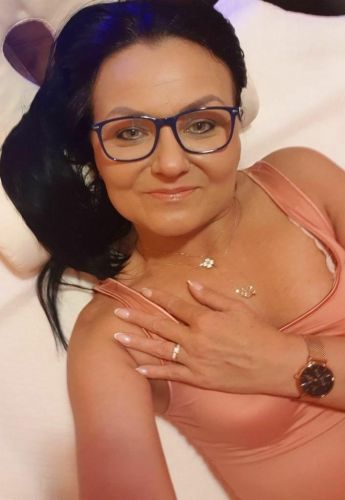 Heisse und geile Lady verw&ouml;hnt Dich gallery_2