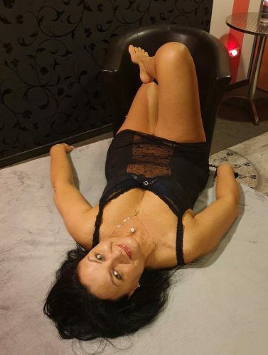 Heisse und geile Lady verw&ouml;hnt Dich gallery_3