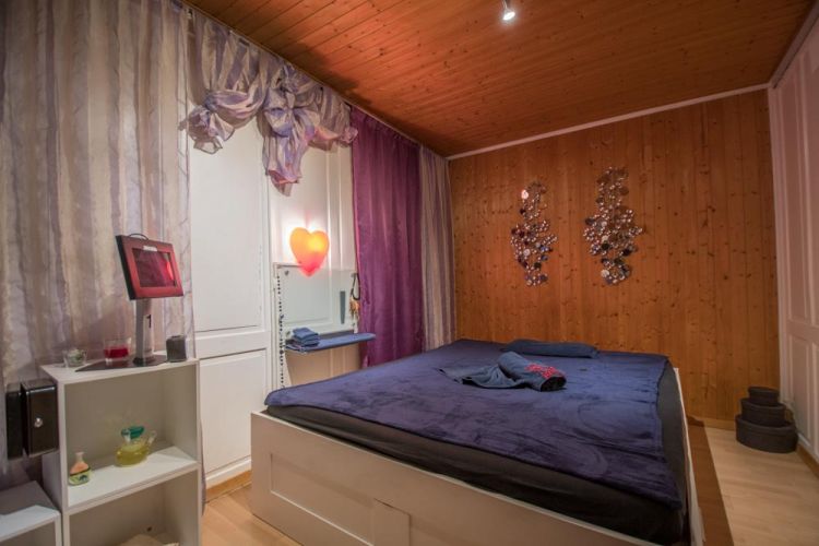 Massagesalon mit Bar, Kosmetik sucht neuen Nachfolger gallery_0