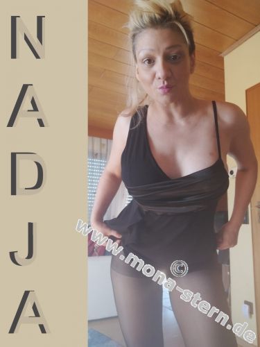 Gut gelaunte Blondine freut sich auf feurigen Sex mit DIR!!! gallery_7