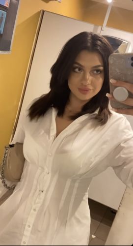 Noemi VIP Escort gallery_2
