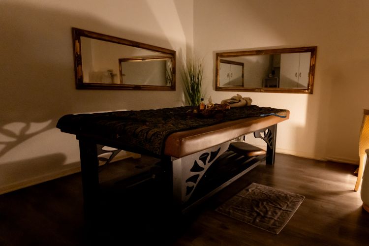 Erotische Body to Body Massagen gallery_0