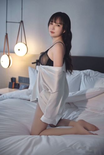 yuki sch&ouml;ne und junge aian gallery_0