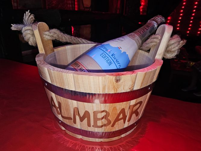 Almbar - der etwas andere Nachtclub gallery_4