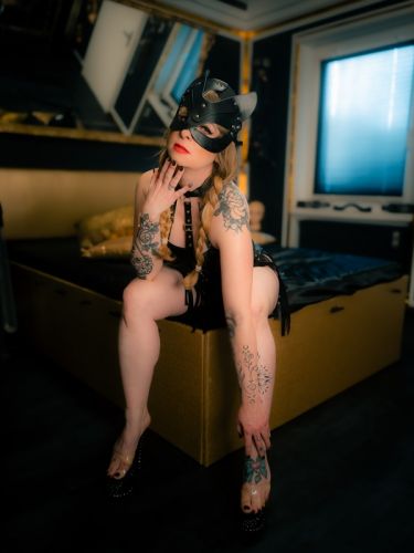 Knie nieder Sklave gallery_8