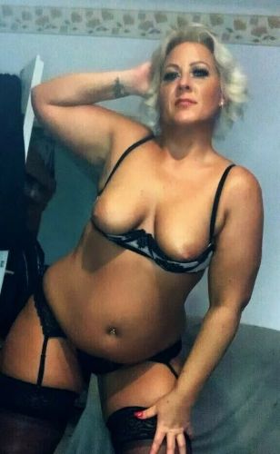 Sexy Reife Kitty gallery_0
