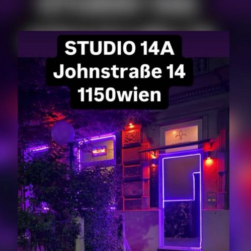 Studio Sucht M&auml;dchen gallery_0