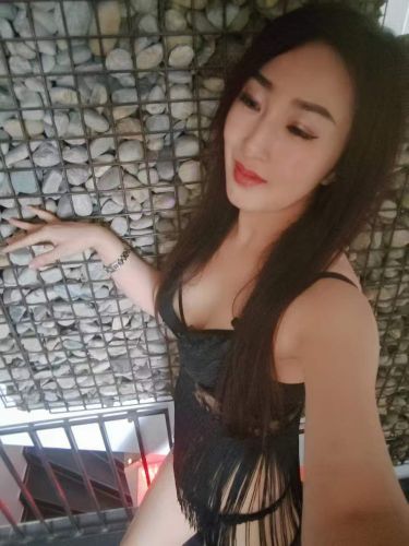 Sexgeile Asia-Milf besucht in Graz gallery_6