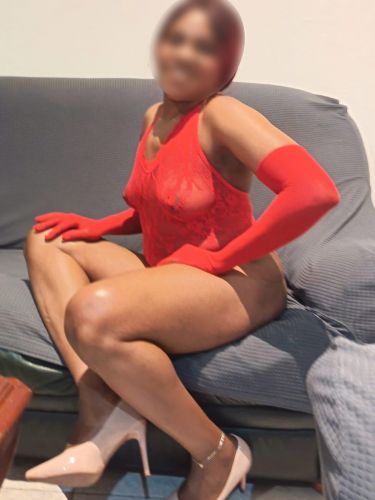 Sehr sch&ouml;ne Blacky f&uuml;r kompletten Sex Service gallery_0